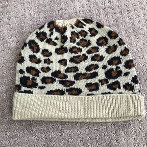 Women’s knit hat